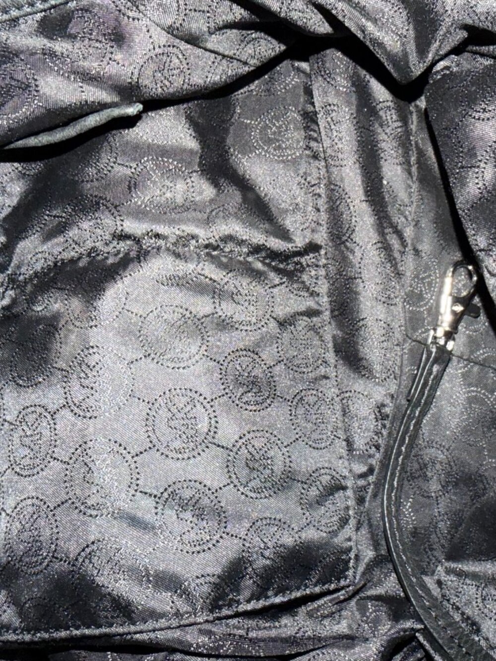 Michael Kors Fulton Large Hobo - Picture 2 of 9